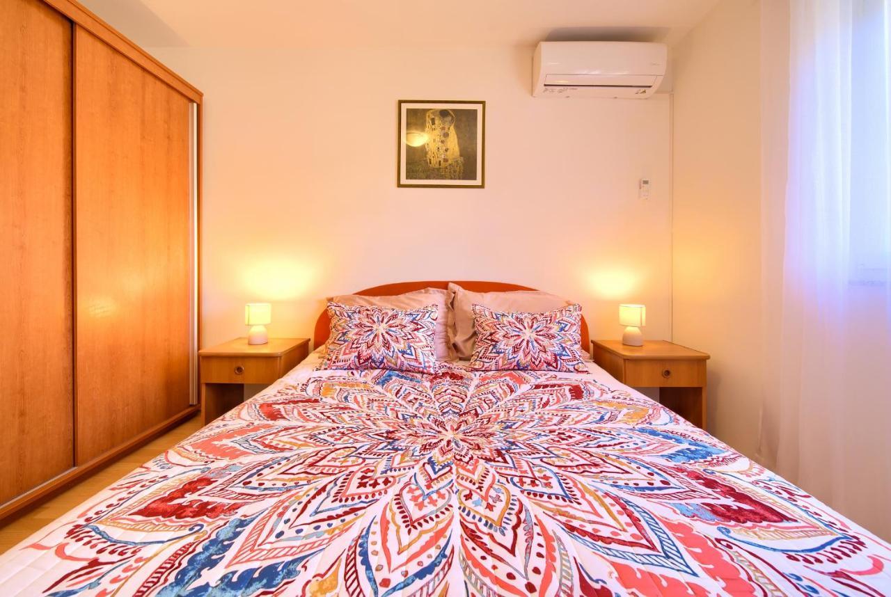 Noel Apartment