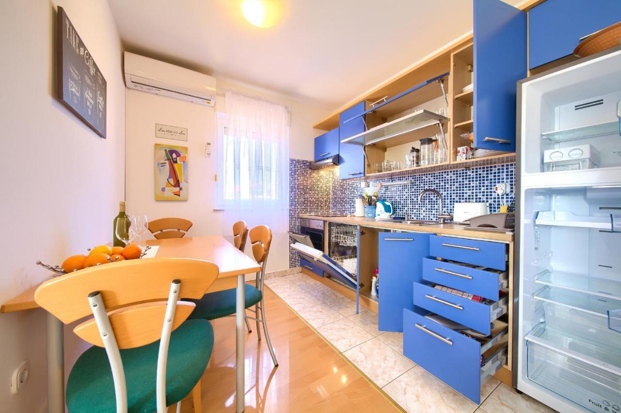 Noel Apartment